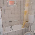 Grcka apartmani letovanje,Vrahos, Jannis, kada u kupatilu